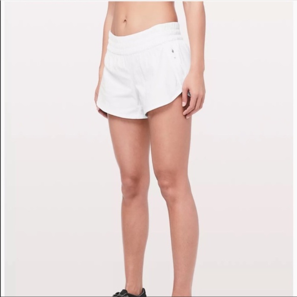 Lululemon Tracker Short white | size 8